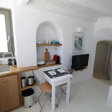 Astrea Notus Dome House